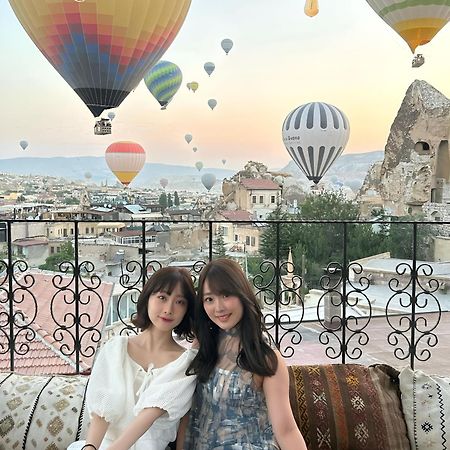 גורמה Castle Cave Hotel מראה חיצוני תמונה