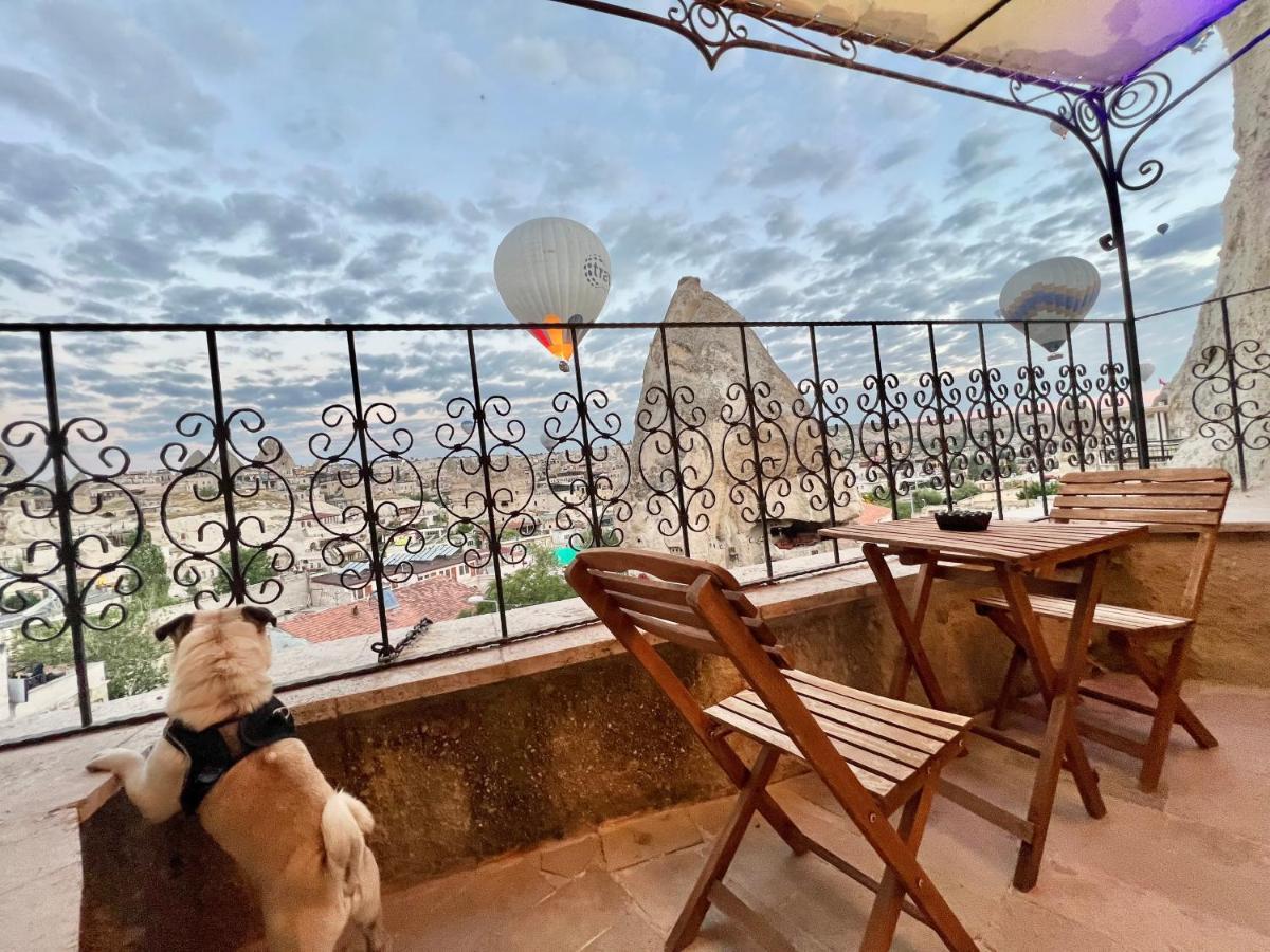 גורמה Castle Cave Hotel מראה חיצוני תמונה