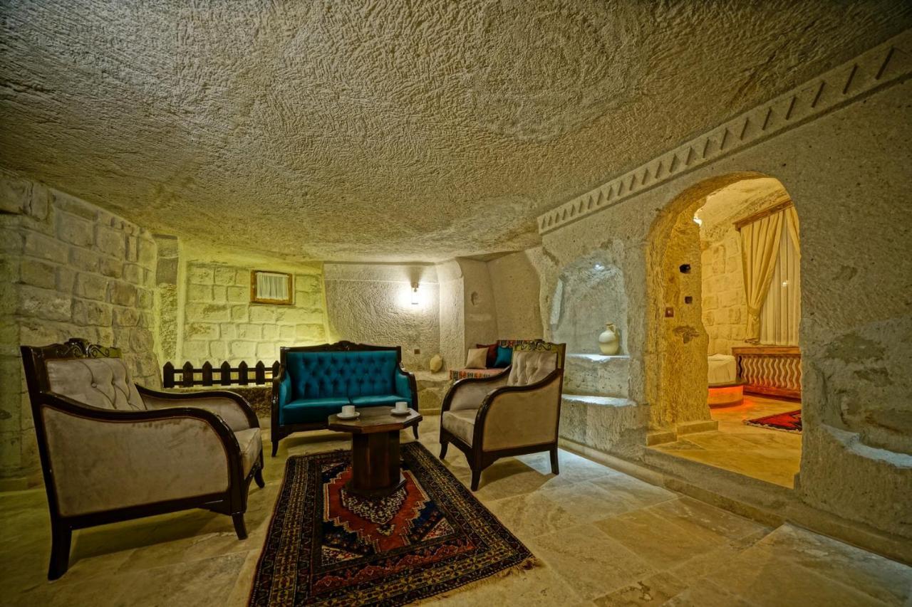 גורמה Castle Cave Hotel מראה חיצוני תמונה